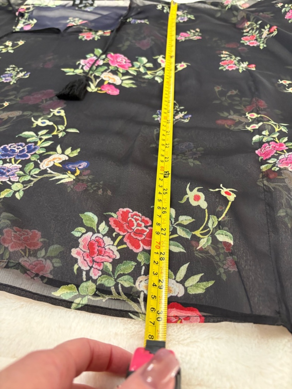 The Met Museum Peony Sheer Poncho – Elegant Floral art to wear artsy artistic OS - Picture 5 of 7